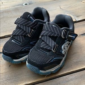 EUC sketchers for toddler boy size 10